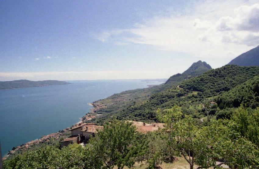 Appartamenti Serena - La Grotta Гарняно Екстериор снимка