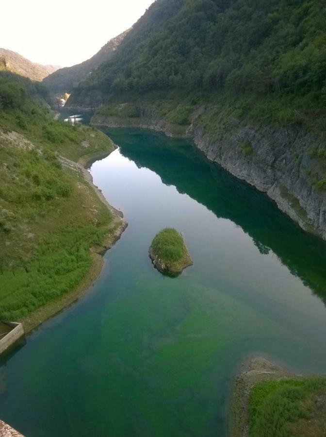 Appartamenti Serena - La Grotta Гарняно Екстериор снимка